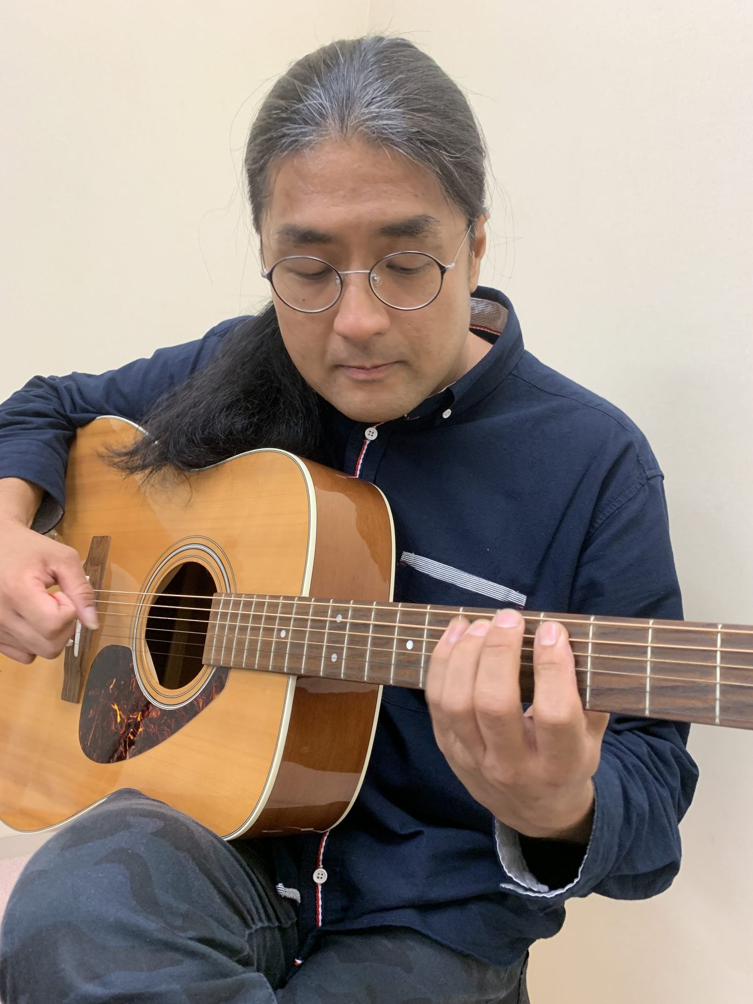 田村 太一（たむら たいち）ウクレレ・ギター