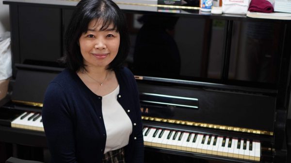 ピアノ講師　稲木麻友美先生