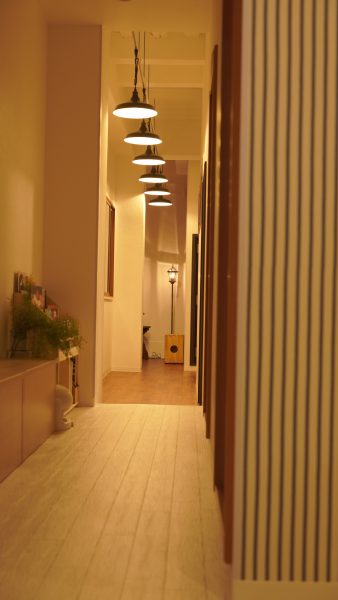 サークル音楽教室　夜の廊下