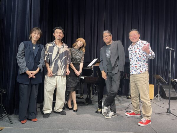 サークル音楽祭サポートバンドの先生方の写真