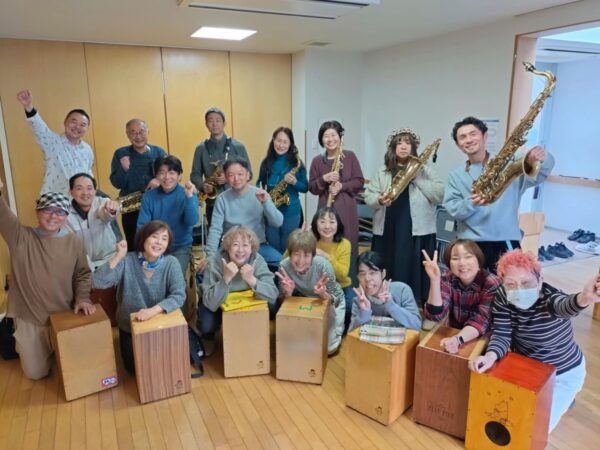 サークル・カホン・クラブ、サークル・サックス・クラブ練習風景。メンバー募集